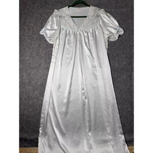 Barbizon Nightdress Women's Small Petite White Satin & Lace Trim Short Sleeve